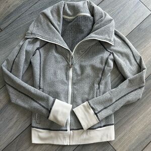 Lululemon Women's Gray Zip-Up Jacket Size 6
